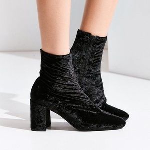 Women’s Jeffrey Campbell Cienaga Lo Velvet Boot